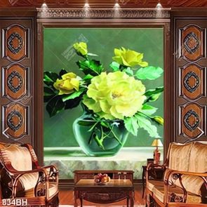 Tranh bình hoa in uv bông hoa hồng màu vàng trong bình