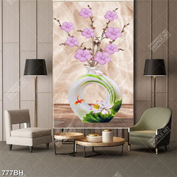 Tranh bình hoa giả ngọc màu tím trong chiếc bình nghệ thuật