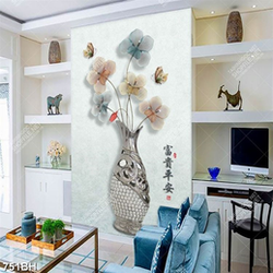 Tranh bình hoa những bông hoa lụa bên chữ hán trang trí