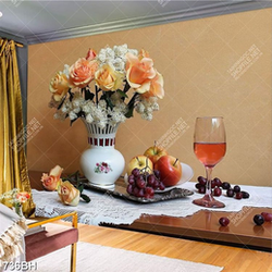 Tranh bình hoa psd những bông hoa hồng trên bàn tiệc rượu