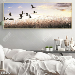 Tranh đàn chim trên núi