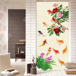 Tranh in uv đàn cá chép bơi tung tăng trong hồ nước