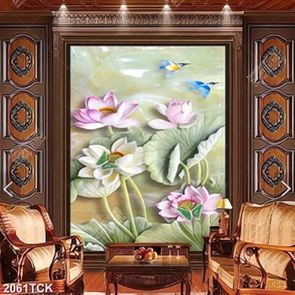 Tranh in uv đôi chim non bay trên hồ sen hồng giả ngọc