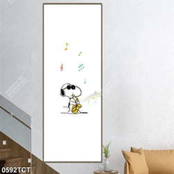 Tranh chó in cửa phòng bé