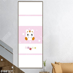 Tranh gấu in cửa phòng bé