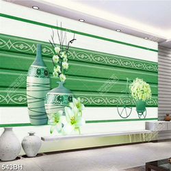 Tranh bình hoa in uv những bông hoa ly trắng bên bình gốm