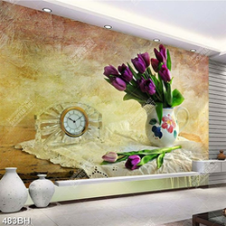 Tranh bình hoa tulip tím trên tấm vải rem trắng in canvas