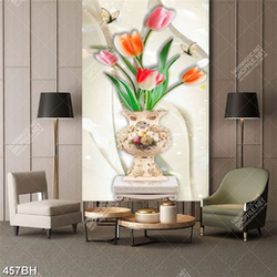 Tranh bình hoa tulip bên chú bướm xinh đẹp dán tường