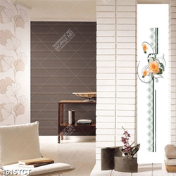 Tranh khổ dọc hoa văn hoa hồng