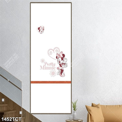 Tranh chuột Mickey in cửa phòng bé