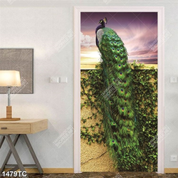 Tranh chim công  trên tường