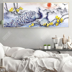 Tranh chim công nền phong thủy đẹp