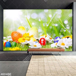 Tranh trứng và hoa cúc in kính bếp