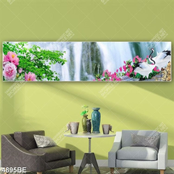 Tranh thác nước in kính bếp