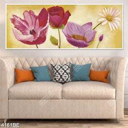 Tranh vẽ hoa tulip và hoa hồng in kính bếp