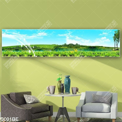 Tranh cánh đồng cỏ xanh in kính bếp