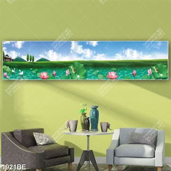 Tranh hoa Sen và núi in kính bếp