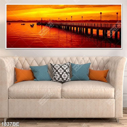 Tranh cây cầu hoàng hôn in kính bếp