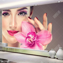 Tranh spa người đẹp cầm bông hoa lan tím file psd