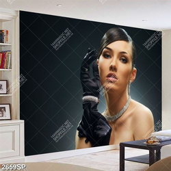 Tranh cô gái với gương mặt thần thái sang trọng treo tường spa