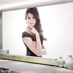 Tranh spa cô gái trẻ trung xinh đẹp