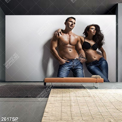 Tranh đôi trai gái khoe thân hình săn chắc treo tường spa