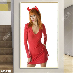 Tranh spa người đẹp mặc váy đỏ gợi cảm