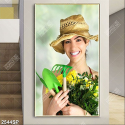 Tranh in uv cô gái cười rạng rỡ treo spa