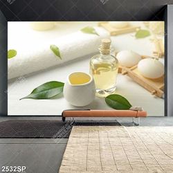 Tranh ly trà và chai tinh dầu in uv treo spa