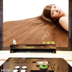 Tranh mái tóc nâu dài vàng óng treo spa