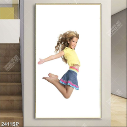 Tranh cô bé dễ thương in canvas treo tường spa