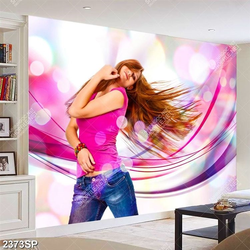 Tranh spa cô gái xinh đẹp bung xõa mái tóc nghệ thuật