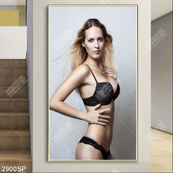 Tranh spa người mẫu bikini gợi cảm