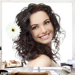 Tranh cô gái xinh đẹp rạng rỡ treo tường spa