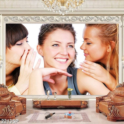 Tranh spa ba cô gái vui vẻ tán chuyện in uv