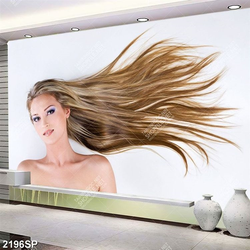 Tranh spa cô gái với mái tóc dài bung xõa