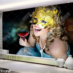 Tranh spa người đẹp bí ẩn bên ly coktail đỏ