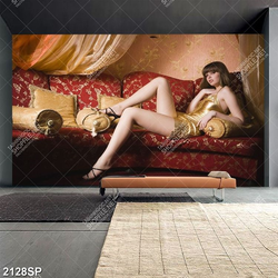 Tranh spa người đẹp gợi cảm ngồi trên sofa