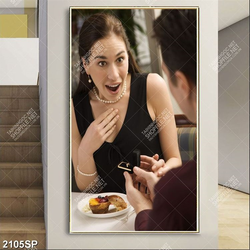 Tranh spa cô gái với gương mặt bất ngờ khi được tặng nhẫn