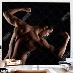 Tranh spa thân hình cơ bắp nam tính của chàng trai trẻ
