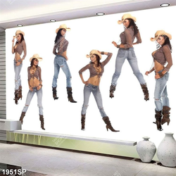 Tranh spa cô nàng cá tính với muôn kiểu tạo dáng