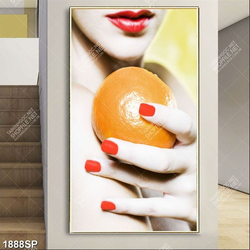 Tranh spa cô gái cầm trái cam vàng