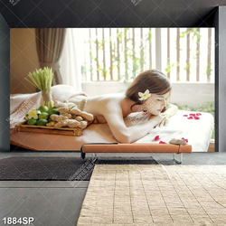Tranh cô gái nằm thư giãn trong spa