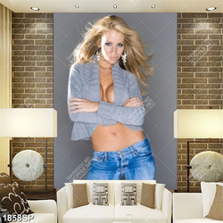 Tranh spa cô gái khoe vòng một gợi cảm