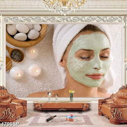 Tranh cô gái nằm đắp mặt nạ bên những ngọn nến thơm