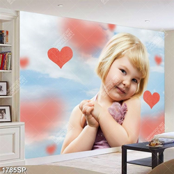 Tranh cô bé tóc vàng dễ thương