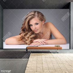 Tranh cô nàng xinh đẹp in uv