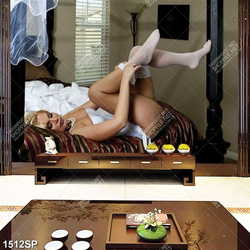 Tranh cô nàng sexy mang đôi tất trắng treo spa