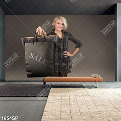 Tranh cô gái với túi hàng sale trên tay