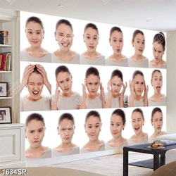 Tranh muôn kiểu biểu cảm của gường mặt cô gái in uv